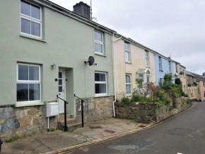 Bells Cottage - Explore Cornwall by rail